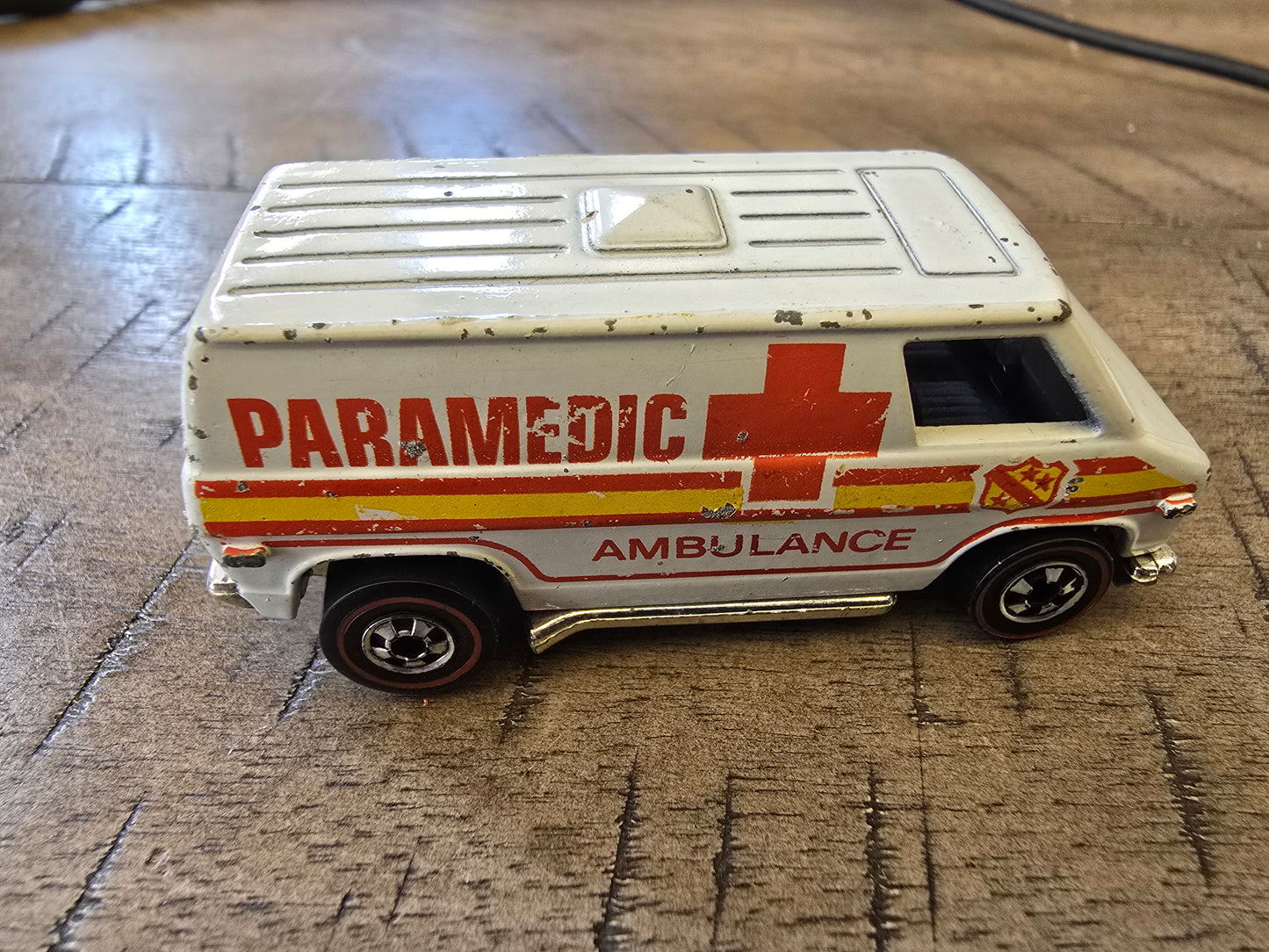 Vintage Hot Wheels Redline Paramedic Super Van Ambulance White Hong Kong HK