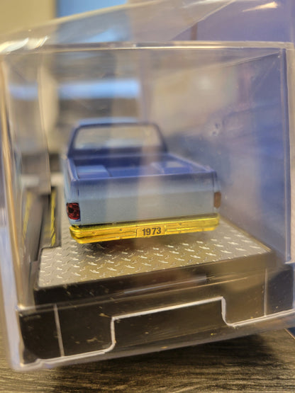 M2 Machines 1:64 1973 Chevrolet Cheyenne Super 10 Custom Re Styling – Blue – Hobby Exclusive Chase