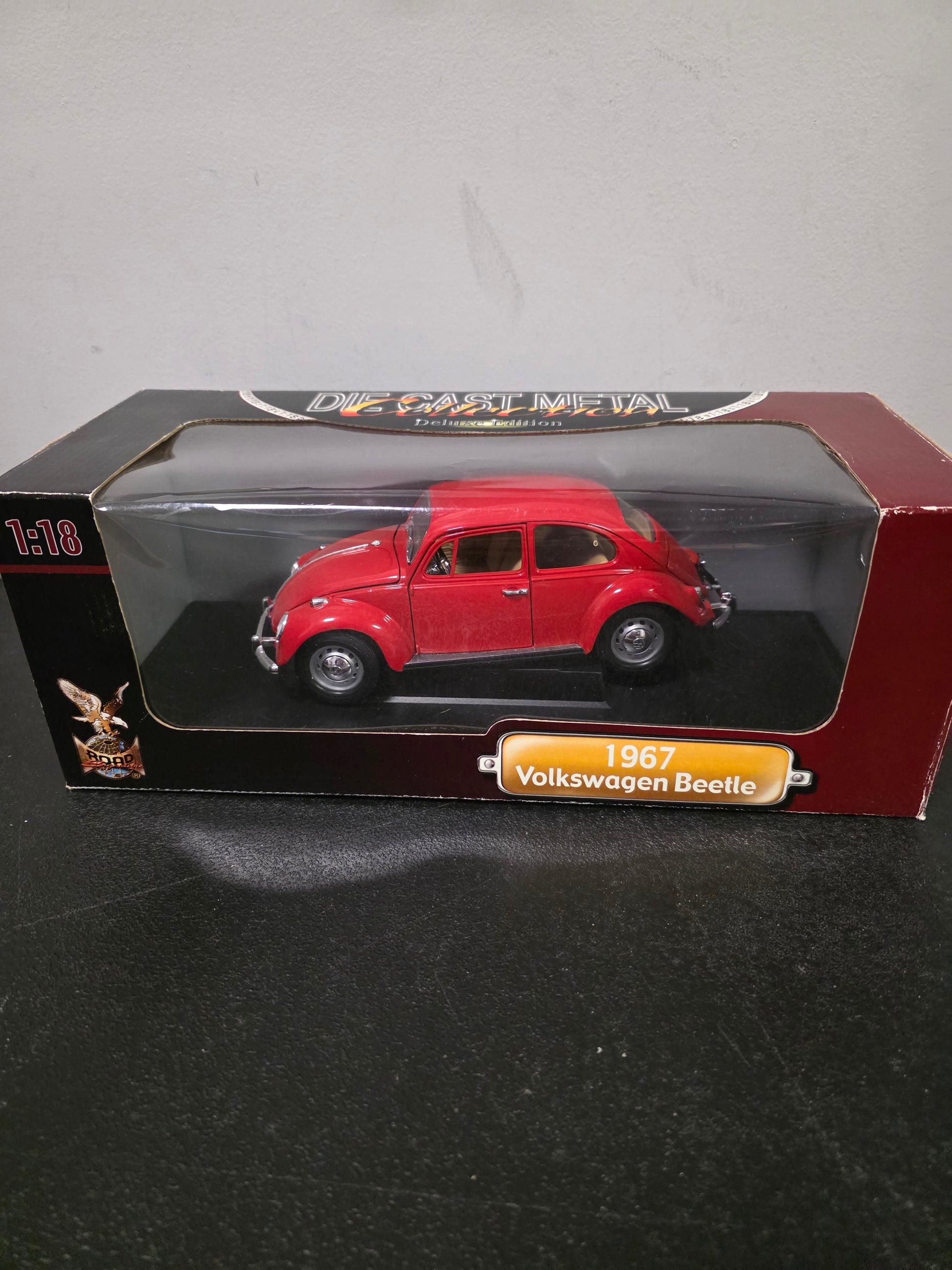 Road Signature 1/18 1967 Volkswagen Beetle - House of Cars Virginia