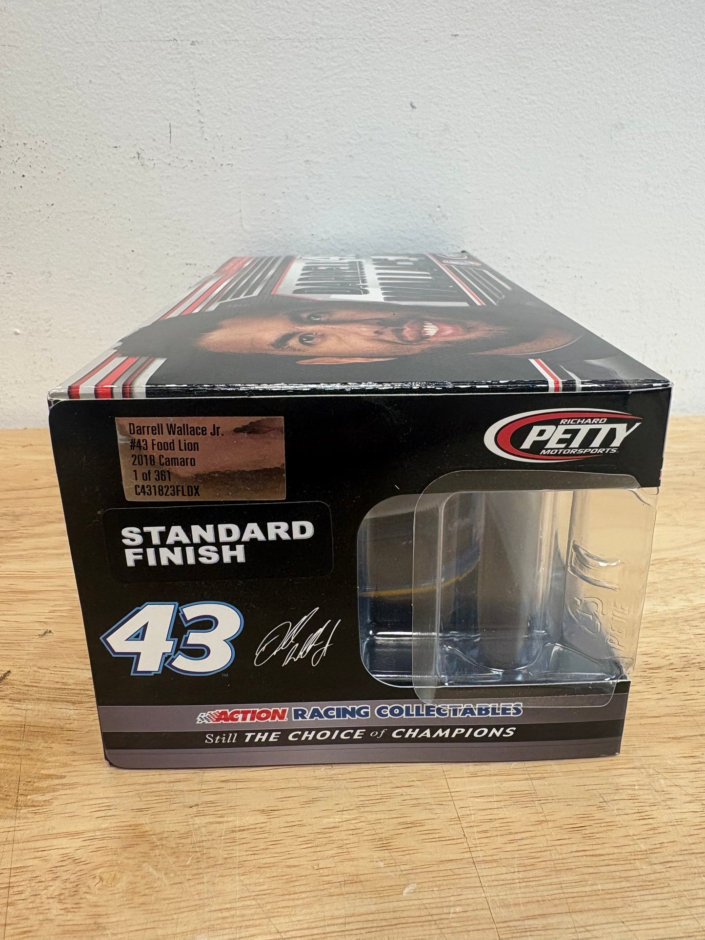 Action Racing Collectables 1:24 Darrell "Bubba" Wallace Jr. #43 Food Lion 2018 Camaro 1 of 361