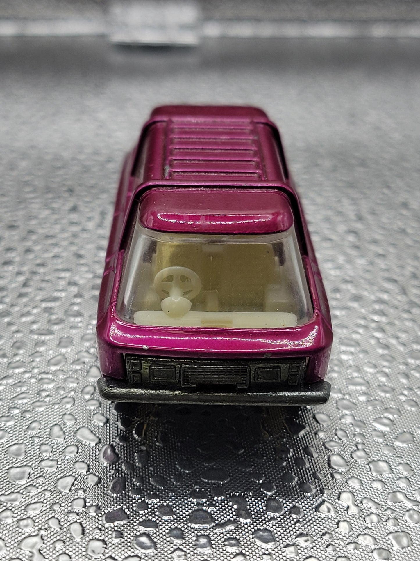 Lesney Matchbox No.22 Freeman Inter-city Commuter 1970 Made in England (Near mint condition, slight paint chipping. See pictures) - House of Cars Virginia