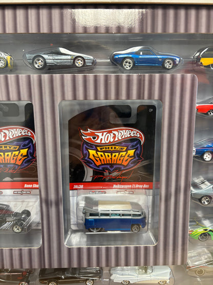 Hot Wheels 2010 Wayne's, Larry's, and Phil's Garage 30-Car Set (See Description)
