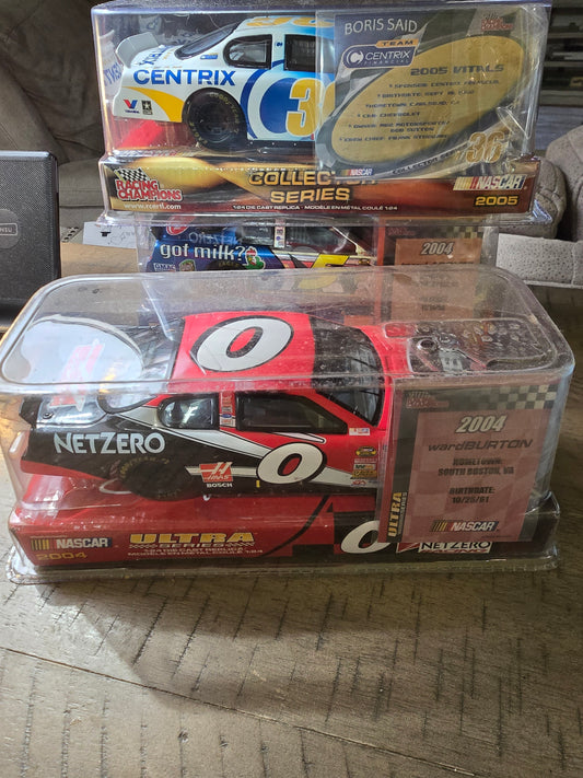 2002 Racing Champions Chase The Race Premier 1:24 Ward Burton Chrome Red Black - House of Cars Virginia