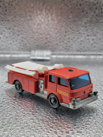 Lesney Matchbox No. 29 Fire Pumper Truck Made in England (Very good condition, slight paint chipping, See pictures) - House of Cars Virginia