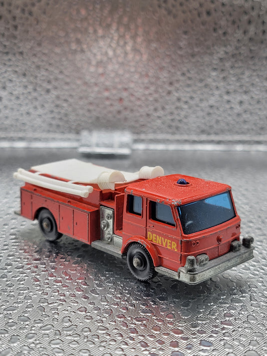 Lesney Matchbox No. 29 Fire Pumper Truck Made in England (Very good condition, slight paint chipping, See pictures) - House of Cars Virginia