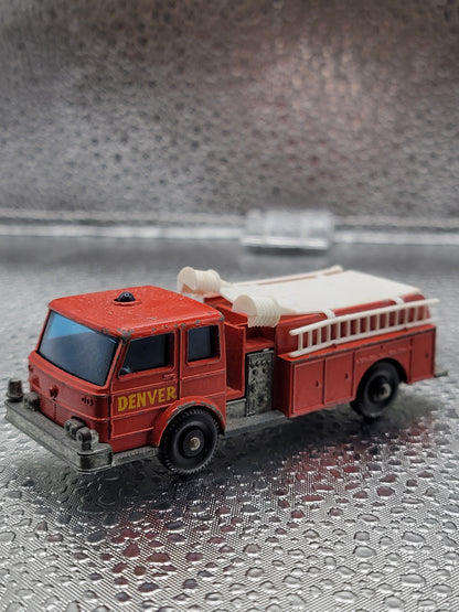 Lesney Matchbox No. 29 Fire Pumper Truck Made in England (Very good condition, slight paint chipping, See pictures) - House of Cars Virginia