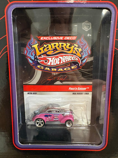 Hot Wheels 2009 Larry's Garage 21-Car Collection Box Set (See Description)