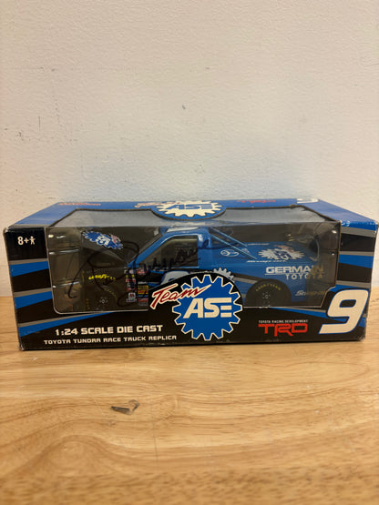 Racing Champions 1:24 Scale Diecast Supertruck #9 Team ASE Ted Musgraves Autographed!