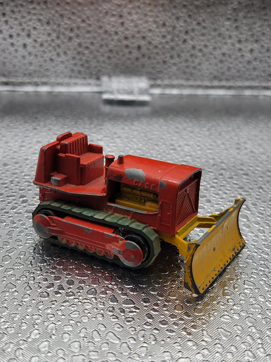Lesney Matchbox No. 16 Case Tractor Made in England (Fair condition, No cab, paint chipping. See pictures) - House of Cars Virginia