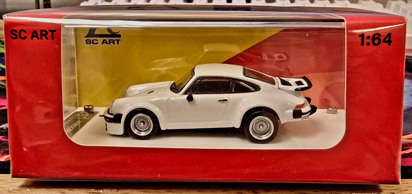 SC Art  1:64 Porsche 934 International Diecast (white)