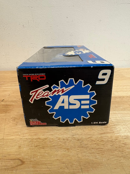 Racing Champions 1:24 Scale Diecast Supertruck #9 Team ASE Ted Musgraves Autographed!
