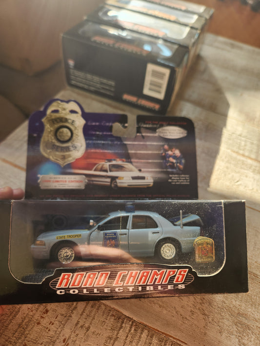 Road Champs 1999 Alabama State Police Ford Crown Vic Police Car 1/43 - House of Cars Virginia