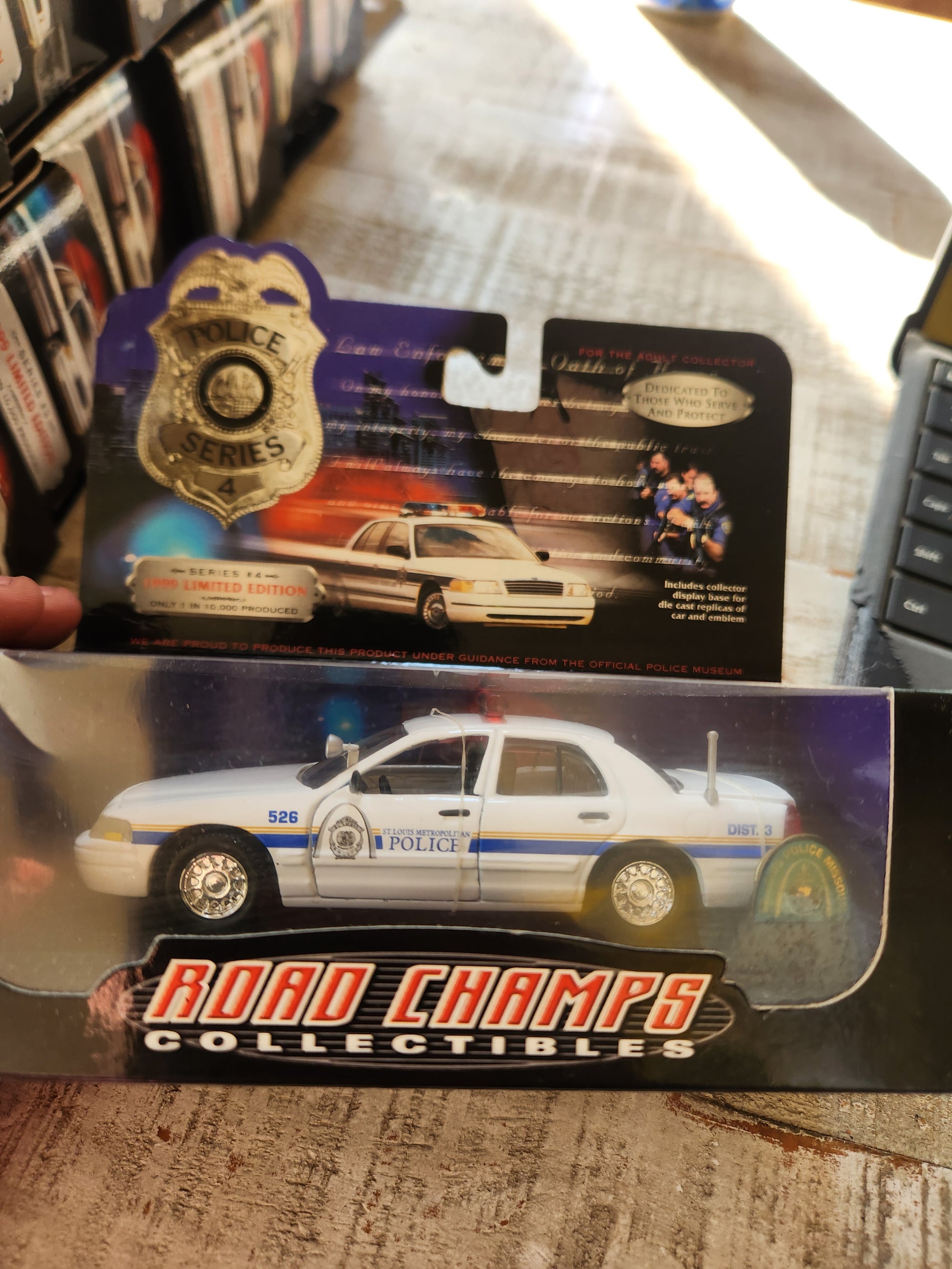 Road Champs 1999 ST Louis State Trooper Ford Crown Vic Police Car 1/43 - House of Cars Virginia