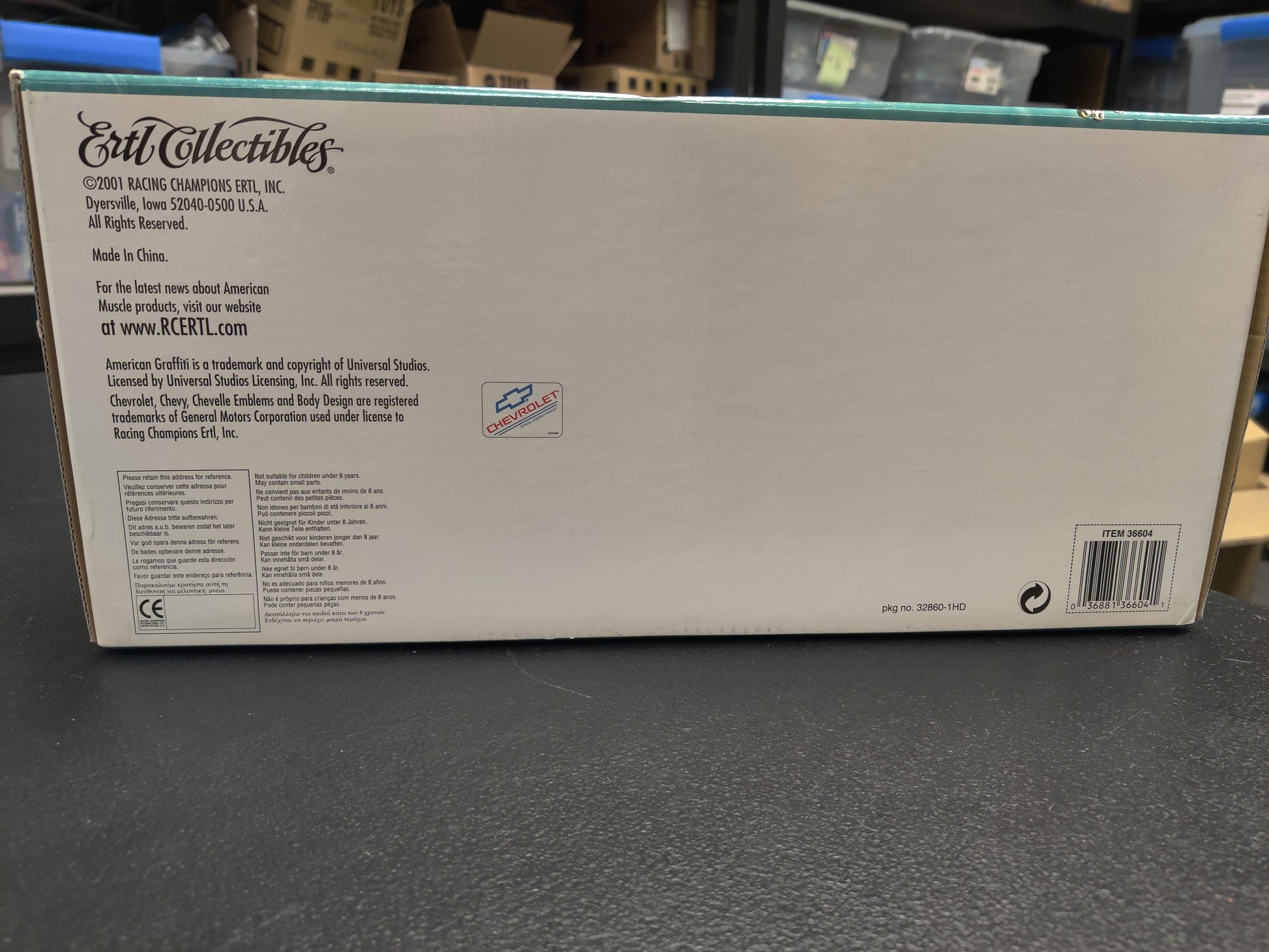 1.18 American Graffiti 1962 Chevy Corvette 