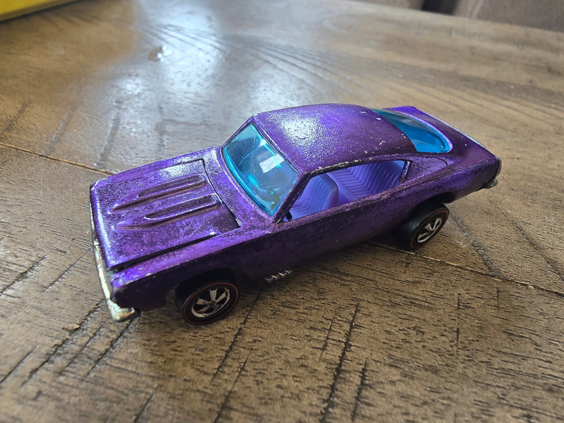 1968 Hot Wheels Redline Custom Barracuda Hong Kong Purple Interior    Hot Wheels REDLINE - House of Cars Virginia