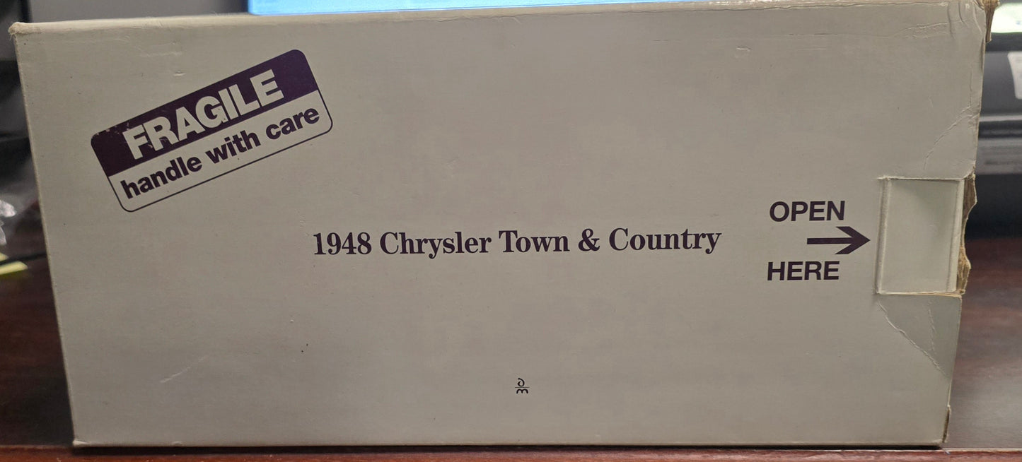 Danbury Mint 1948 Chrysler Town Country Convertible 1:24 Diecast Car 1994
