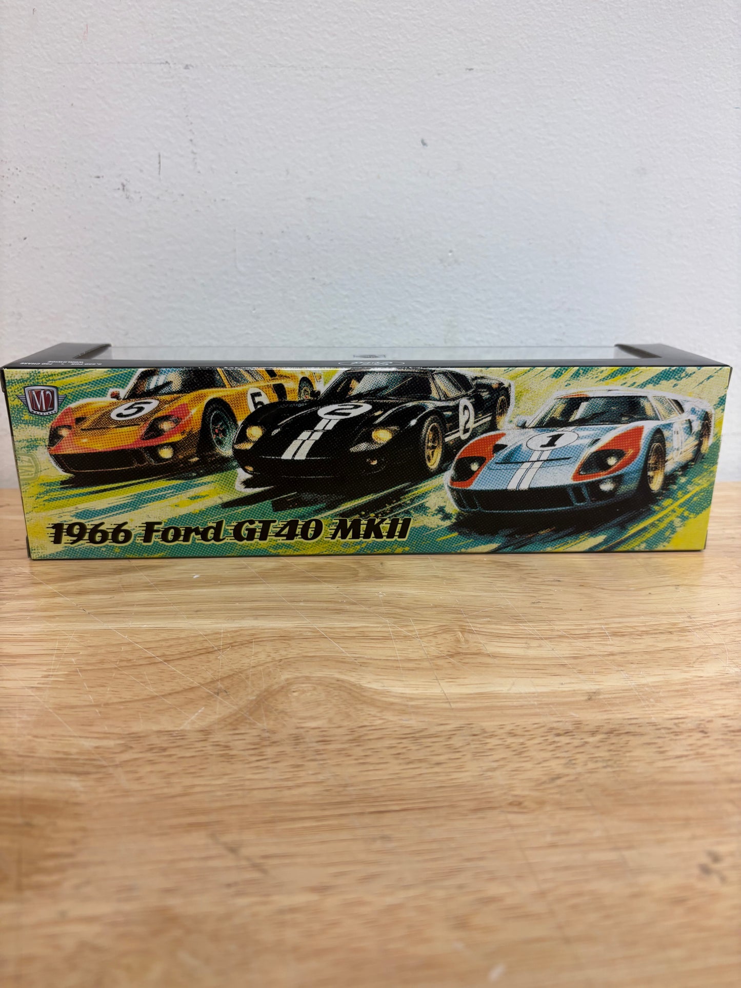 M2 Machines Auto Hauler/3 Pack 1966 Ford GT40 MK II Chase 1/750