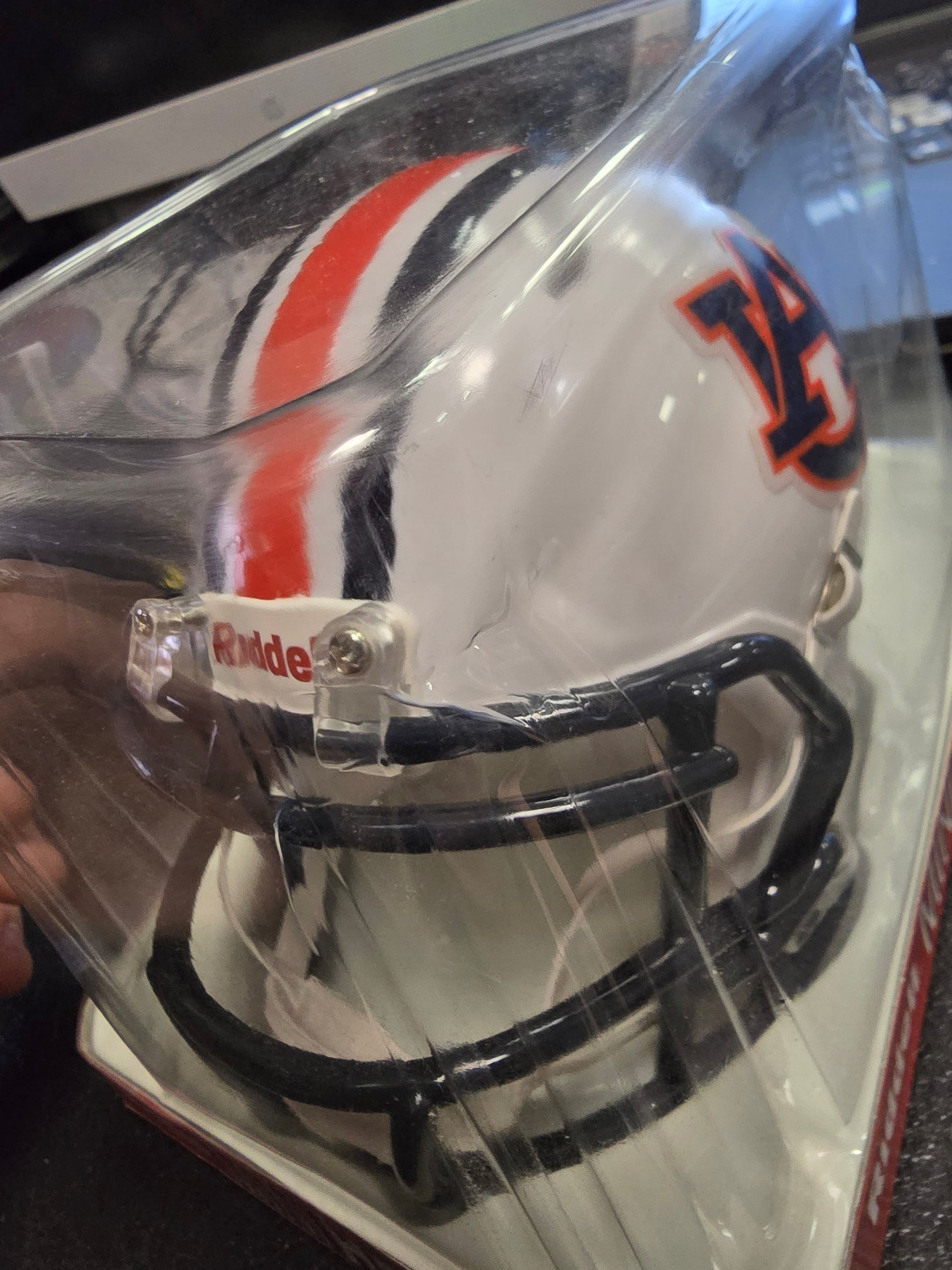 BO JACKSON AUTOGRAPHED SIGNED AUBURN TIGERS COLLEGE FOOTBALL MINI HELMET small ding in plastic - House of Cars Virginia