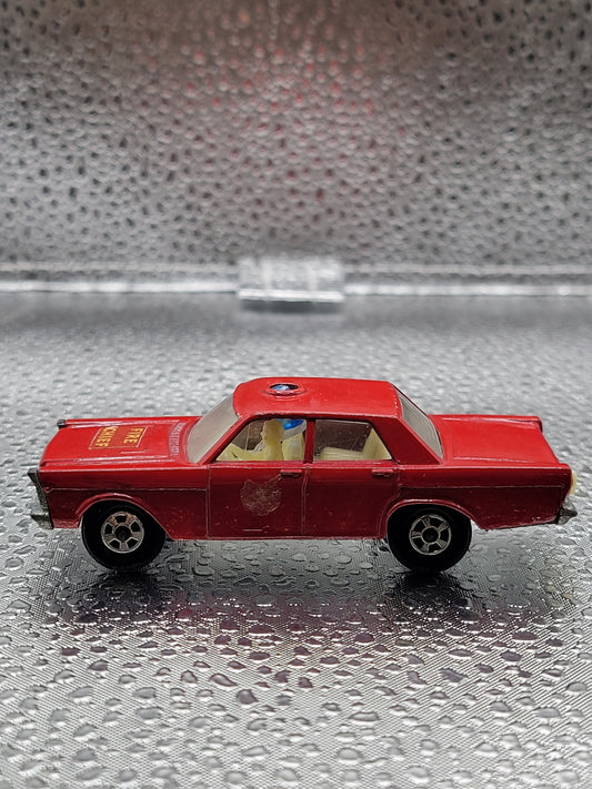 Lesney Matchbox No. 59 Ford Galaxie Fire Chief Vehicle Made in England (Very Good condition, slight paint chipping, light mount does not sit up straight. See pictures) - House of Cars Virginia