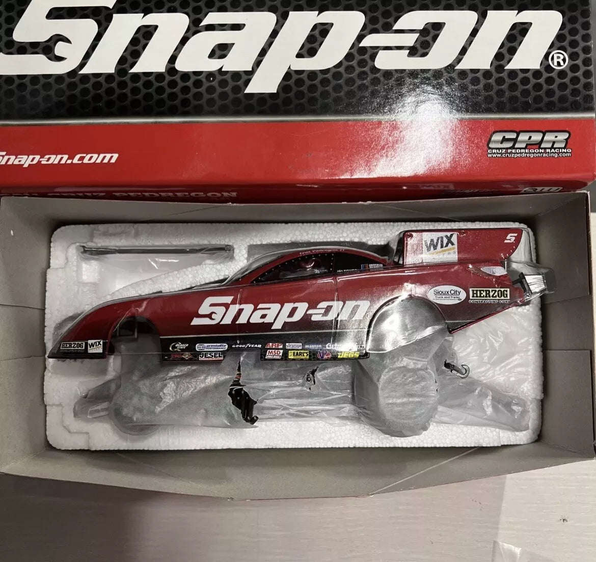 Snapon Toyota 1/24 Scale Auto World NHRA Funny Car Cruz Pedregon 2011